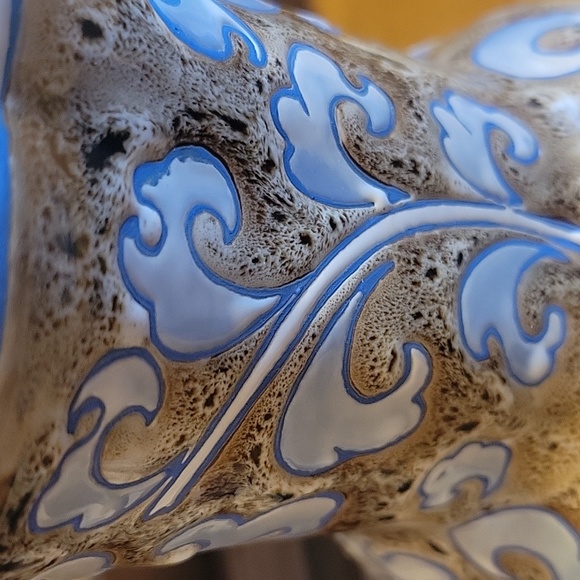 Mann Pottery 12in Vase Blue Brown Scroll Embossed Hexagon Floral - Picture 3 of 4